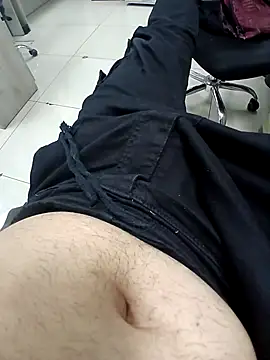 Snapshot of jezusex chatting on 03.04.25 jezusex online show from 03.04.25