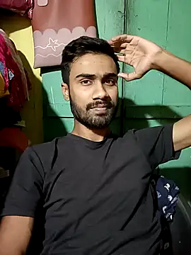 Snapshot of Skinny_Bigass_23 chatting on 01.21.25 Skinny Bigass 23 online show from 01.21.25