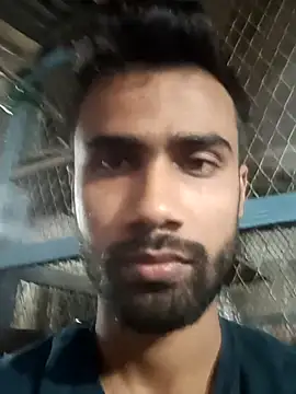 Snapshot of Skinny_Bigass_23 chatting on 10.31.25 Skinny Bigass 23 online show from 10.31.25