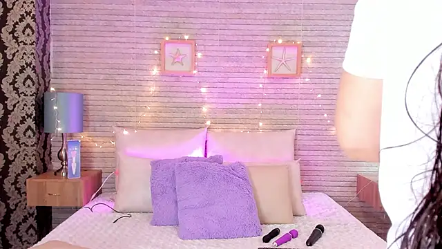 Snapshot of Catalinna_Thompson chatting on 03.13.25 Catalinna Thompson online show from 03.13.25