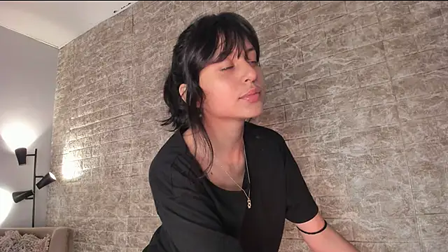 Snapshot of tamara_aluna chatting on 03.06.25 tamara aluna online show from 03.06.25