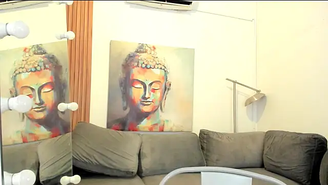 Snapshot of tamara_aluna chatting on 10.02.25 tamara aluna online show from 10.02.25