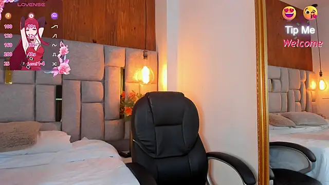 Saori newman online show from 02.11.25