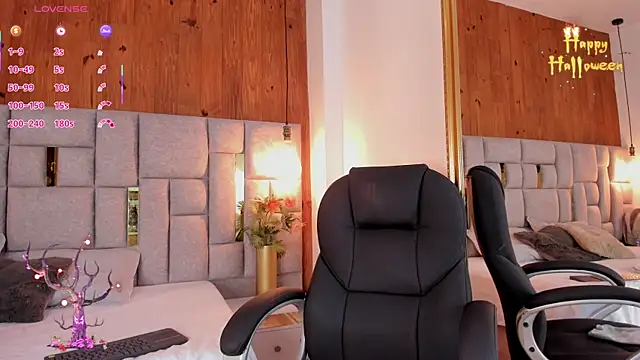 Saori newman online show from 10.25.25