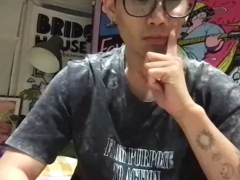 zheng90335 online show from 11.16.25