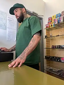 Snapshot of jr91esl chatting on 02.11.25 jr91esl online show from 02.11.25