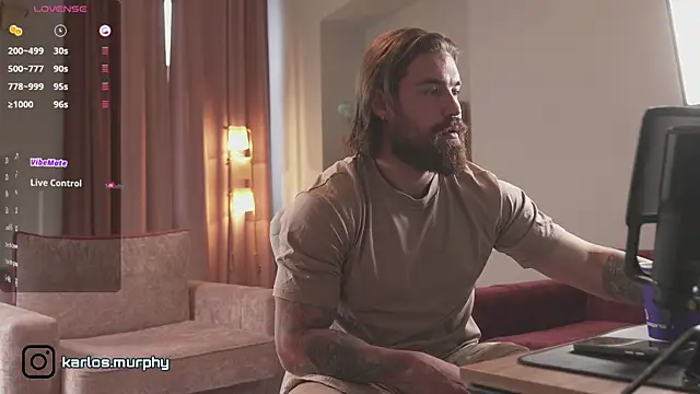 Snapshot of Karlos_Ripped_ chatting on 09.23.25 Karlos Ripped online show from 09.23.25