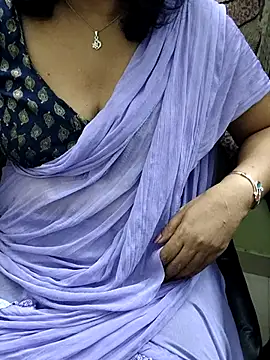 Snapshot of indian_anu_mallu chatting on 03.04.25 indian anu mallu online show from 03.04.25