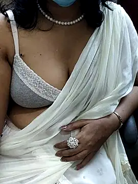 Snapshot of indian_anu_mallu chatting on 03.12.25 indian anu mallu online show from 03.12.25