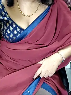 Snapshot of indian_anu_mallu chatting on 03.19.25 indian anu mallu online show from 03.19.25