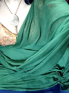 Snapshot of indian_anu_mallu chatting on 03.21.25 indian anu mallu online show from 03.21.25