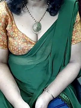 Snapshot of indian_anu_mallu chatting on 03.21.25 indian anu mallu online show from 03.21.25