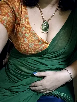 Snapshot of indian_anu_mallu chatting on 03.21.25 indian anu mallu online show from 03.21.25
