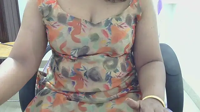 indian anu mallu online show from 10.22.25