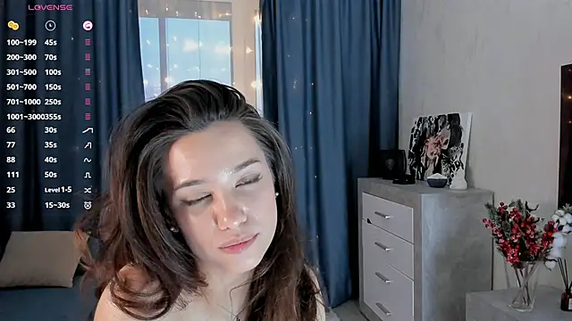 Snapshot of EmeliaReaper chatting on 02.23.25 EmeliaReaper online show from 02.23.25