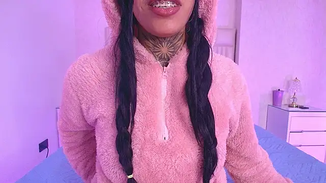 canela oss online show from 11.10.25