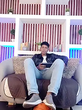 Snapshot of wagz chatting on 10.23.25 wagz online show from 10.23.25