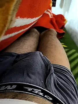 Snapshot of faaseel chatting on 02.11.25 faaseel online show from 02.11.25