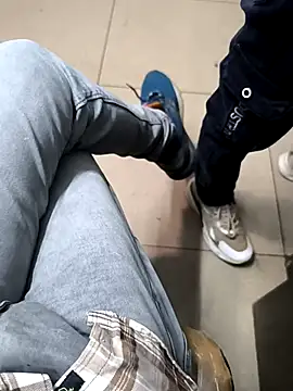 Snapshot of faaseel chatting on 02.27.25 faaseel online show from 02.27.25