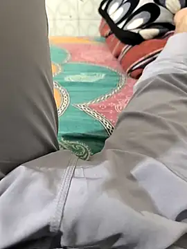 Snapshot of faaseel chatting on 03.20.25 faaseel online show from 03.20.25