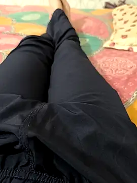 Snapshot of faaseel chatting on 03.22.25 faaseel online show from 03.22.25