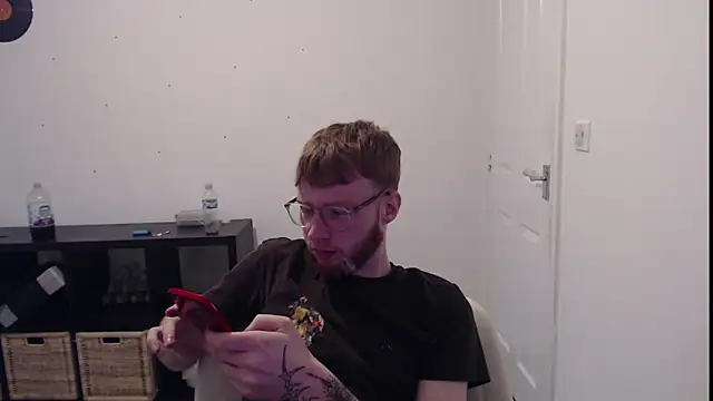 Snapshot of PrettyGinger chatting on 12.02.24 PrettyGinger online show from 12.02.24