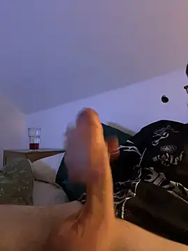 Snapshot of PrettyGinger chatting on 12.13.24 PrettyGinger online show from 12.13.24