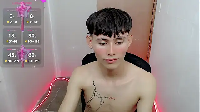 Snapshot of tanjiro_cute chatting on 01.09.25 tanjiro cute online show from 01.09.25