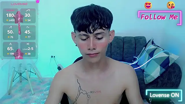 Snapshot of tanjiro_cute chatting on 01.30.25 tanjiro cute online show from 01.30.25