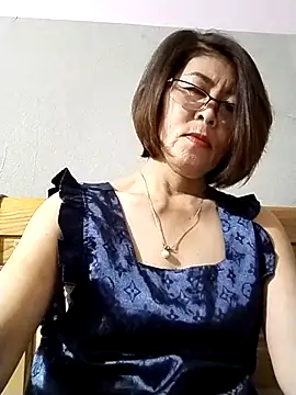 Snapshot of Baby-tits2024 chatting on 10.21.25 Baby-tits2024 online show from 10.21.25