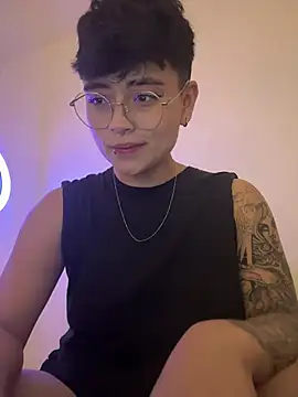 Snapshot of Chriss_gomez2 chatting on 03.23.25 Chriss gomez2 online show from 03.23.25