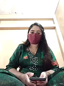 Snapshot of Magical_Girl- chatting on 03.23.25 Magical Girl- online show from 03.23.25