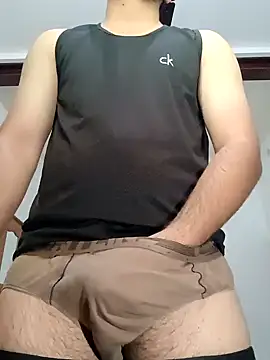 Snapshot of smartboy010101 chatting on 02.28.25 smartboy010101 online show from 02.28.25