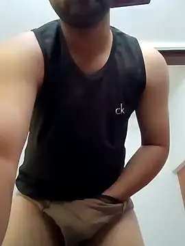 Snapshot of smartboy010101 chatting on 03.05.25 smartboy010101 online show from 03.05.25