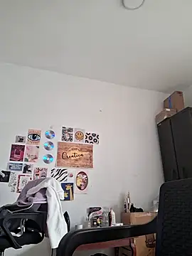 Snapshot of GoddessCarrie chatting on 10.14.25 GoddessCarrie online show from 10.14.25