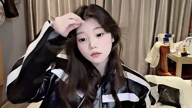 yangyang-1115 online show from 02.28.25