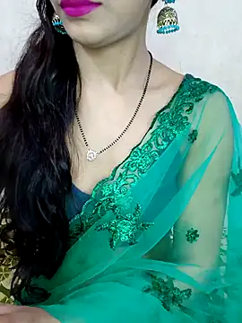 Snapshot of xpihu chatting on 01.20.25 xpihu online show from 01.20.25
