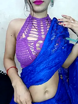 Snapshot of xpihu chatting on 02.17.25 xpihu online show from 02.17.25