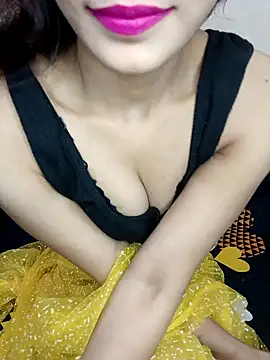 Snapshot of xpihu chatting on 03.14.25 xpihu online show from 03.14.25