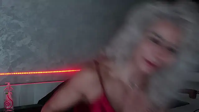 SquirtyFit Devil online show from 12.25.24