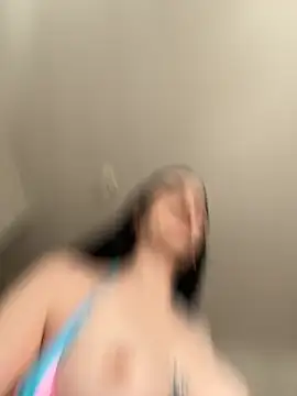 Morguisssz online show from 10.25.25