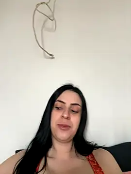 Morguisssz online show from 11.17.25