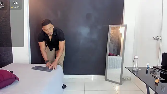 Snapshot of bruno_miller_ chatting on 01.19.25 bruno miller online show from 01.19.25