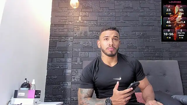 Snapshot of bruno_miller_ chatting on 10.16.25 bruno miller online show from 10.16.25