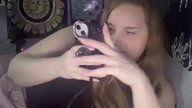 Snapshot of thickgingergoddess chatting on 01.16.25 thickgingergoddess online show from 01.16.25