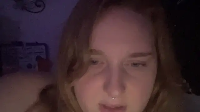 Snapshot of thickgingergoddess chatting on 01.18.25 thickgingergoddess online show from 01.18.25