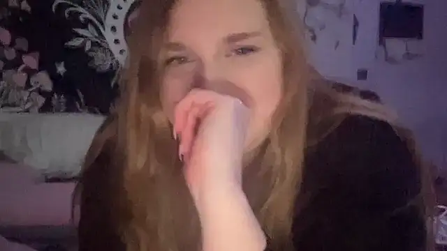 Snapshot of thickgingergoddess chatting on 01.23.25 thickgingergoddess online show from 01.23.25