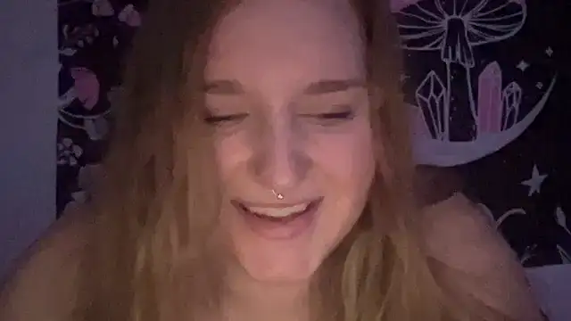 Snapshot of thickgingergoddess chatting on 01.25.25 thickgingergoddess online show from 01.25.25