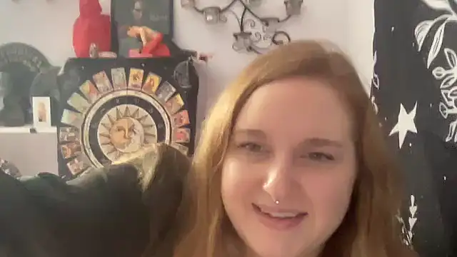 Snapshot of thickgingergoddess chatting on 01.25.25 thickgingergoddess online show from 01.25.25