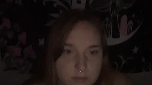 Snapshot of thickgingergoddess chatting on 01.28.25 thickgingergoddess online show from 01.28.25